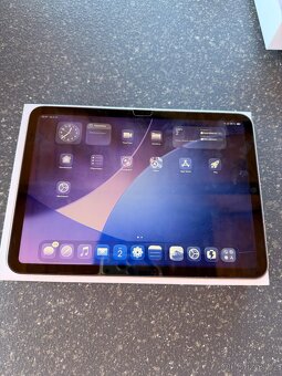 Apple iPad - 8