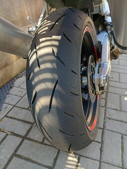 Aprilia - 8