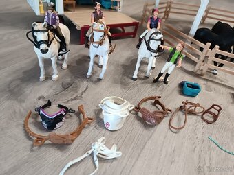 Schleich - 8