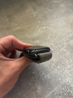 Apple Watch SE 44mm - 8