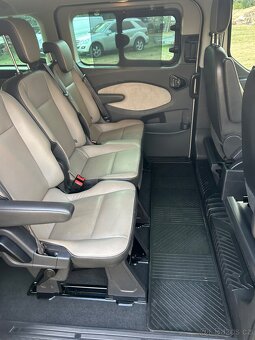 Ford  Custom Tourneo - 8