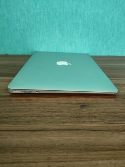 MacBook Air 2017 | i5 • 8GB • 128GB SSD - 8