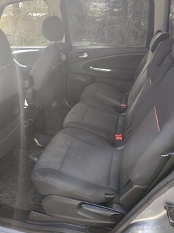Ford Galaxy - 8