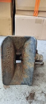 Závěsné zařízení zn. Rockinger - 8