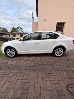 Škoda octavia 3 2017 sedan - 8