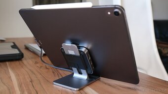LENTION USB C Hub (stojan) pro iPad, iPad Pro, MacBook. - 8