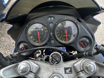 Honda cbr125r 34999kč - 8