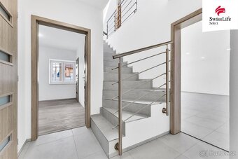 Prodej rodinného domu 160 m2 kpt. Poplera, Pardubice - 8