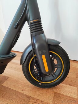 Elektrokoloběžka Segway Ninebot G2 Max až 40 km/h naj. 90km - 8
