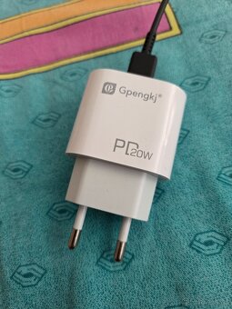 Samsung s25 12/128 - 8