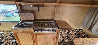 Karavan wilk - 8