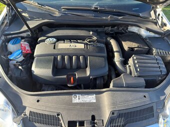 VW Jetta 1.6i 85kw koupeno v CZ Automatická Klima - 8