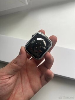 APPLE WATCH SERIES 8 45mm – ZÁRUKA DO 11/25 + KRABICE - 8