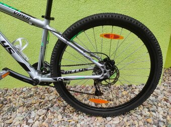 Značkové horské kolo KELLYS 27,5"/15,5" Hydraulic. disc - 8