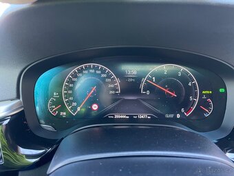 BMW Řada 5, 530 xDrive M-Sport CZ - 8