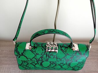 Guess dámská kabelka nová - 8