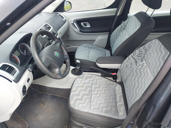 Škoda Roomster 1.4 16V 63kW,klimatizace,stk 04/2027 - 8