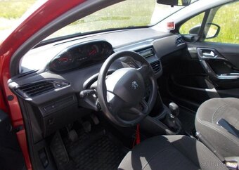 Peugeot 208 1,4HDI koup nové ČR ,113 000km nafta manuál - 8