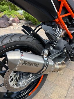 Prodám KTM Duke 125 (2018) – možnost odpočtu DPH - 8