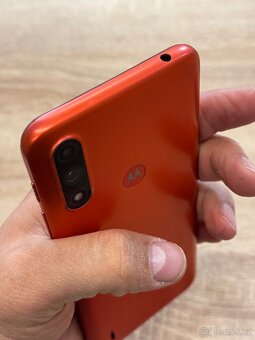 Motorola E7 power 4/64GB - 8