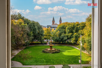 Prodej bytu 4+1, 141 m², Praha - Smíchov, ul. Zborovská - 8