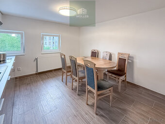 Pronájem prostorného bytu 3+1, 85 m² s parkovacím místem - 8