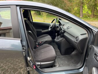 MAZDA 2 1.4i - 8