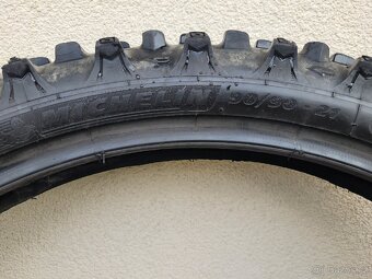 Pneu cross 100/90-21, 140/80-18, 90/90-21 jeté - 8