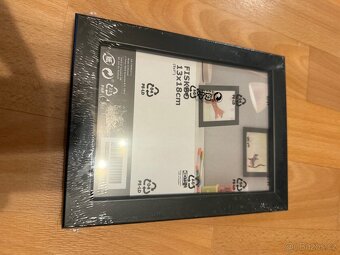 Sada rámečků IKEA FISKBO – 30 ks (13x18 cm a 21x30 cm) - 8