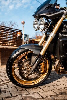 Triumph Street Triple 675 R - 8