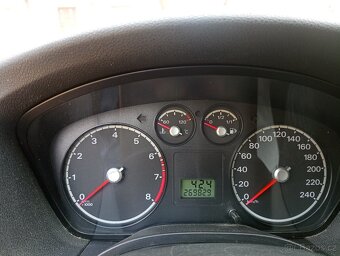 Ford Focus 2 Combi 1.6 (74 kW) benzín| Rok 2006 | STK do 04/ - 8