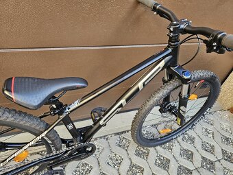 Zánovní kolo Superior TEAM 24" vzduchová vidle 10,5 kg - 8