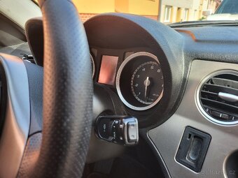 Alfa romeo 159 - 8
