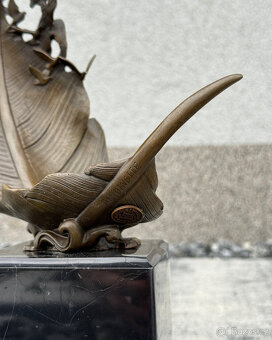 Luxusní bronzová socha Pírko s holuby elegantní dekorace - 8