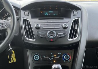 Ford Focus 1.6i KLIMATIZACE KOUPENO V ČR manuál 77 kw - 8