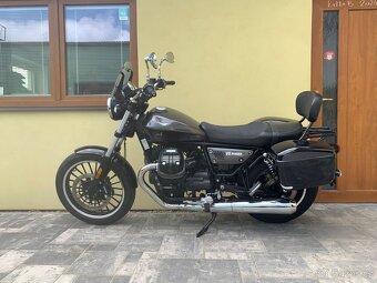 Moto Guzzi V9 Roamer - 8