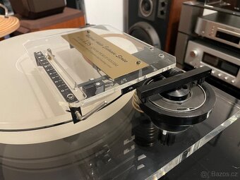 legendární tangenciální gramofon AU/RA G7E - 8