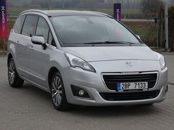 Peugeot 5008 2.0 HDI Allure, panorama - 8