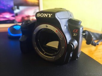 Sony SLT A37 + Sony SAL1855 - 8