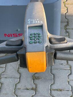 Výsokozdvižný paletový vozík NISSAN - 8