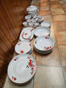 Jídelní souprava - 8