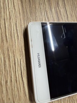 Huawei P8lite - 8