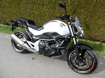 Honda NC 700s - 35 kw - PERFEKTNÍ STAV po servisu - 8