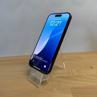 iPhone 15 Pro 128GB, černý, eSIM (12 měsíců záruka) - 8