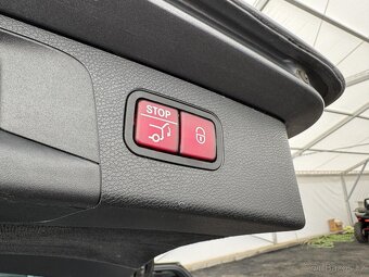 Mercedes-Benz Třídy E, 400D 250kw 9-G DPH 4x4 - 8