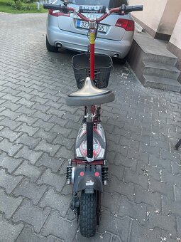 Elektrická koloběžka Nitro Scooters xe1000 - 8