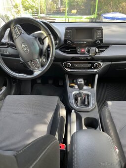 Hyundai i30 1,6CRDi - 8