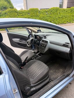 Fiat Punto 1.2 - 8