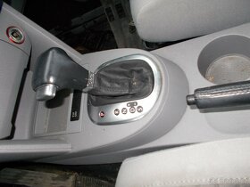 VW TOURAN - 8