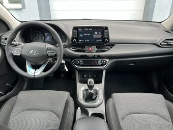 Hyundai i30 1.6 CRDI SMART ČR NOVÉ - 8